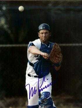 Mike Lieberthal autographed 8x10 Photo (Los Angeles Dodgers)